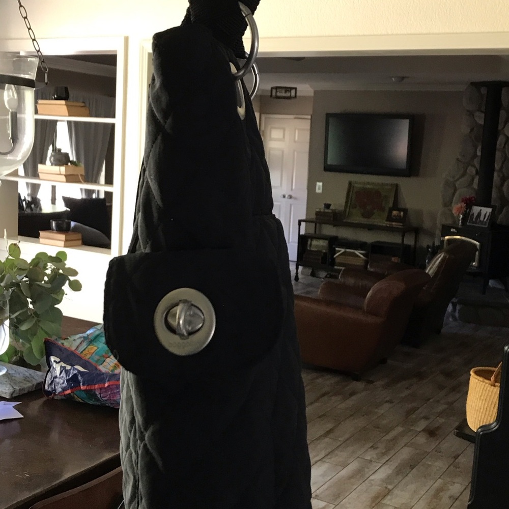 Baggallini Black Quilted Tote Bag - Picture 4 of 7